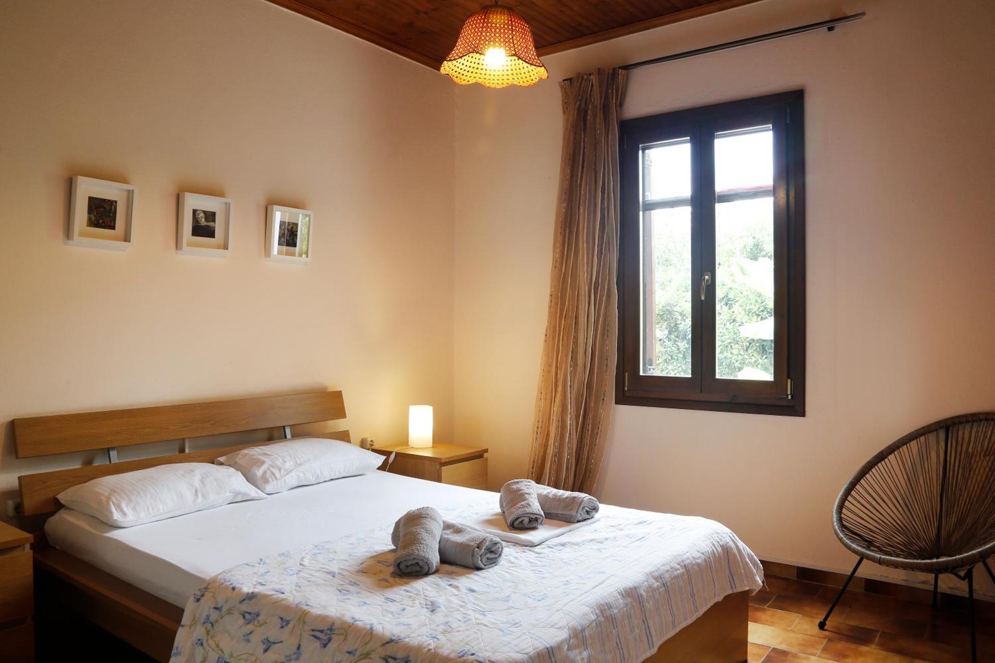 Villa Lemon Tree House Chorto Exterior foto