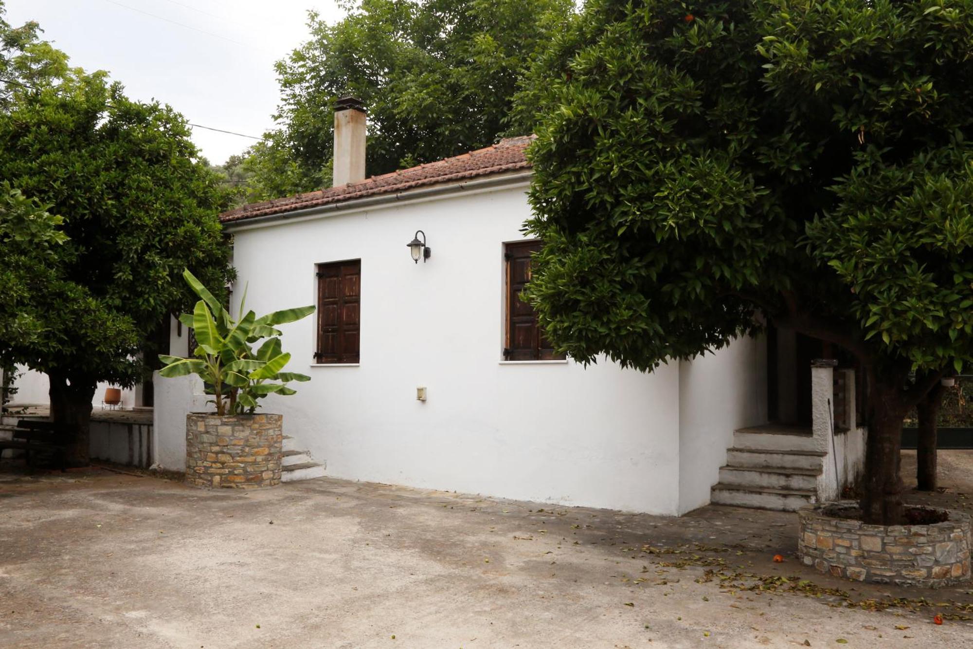 Villa Lemon Tree House Chorto Exterior foto